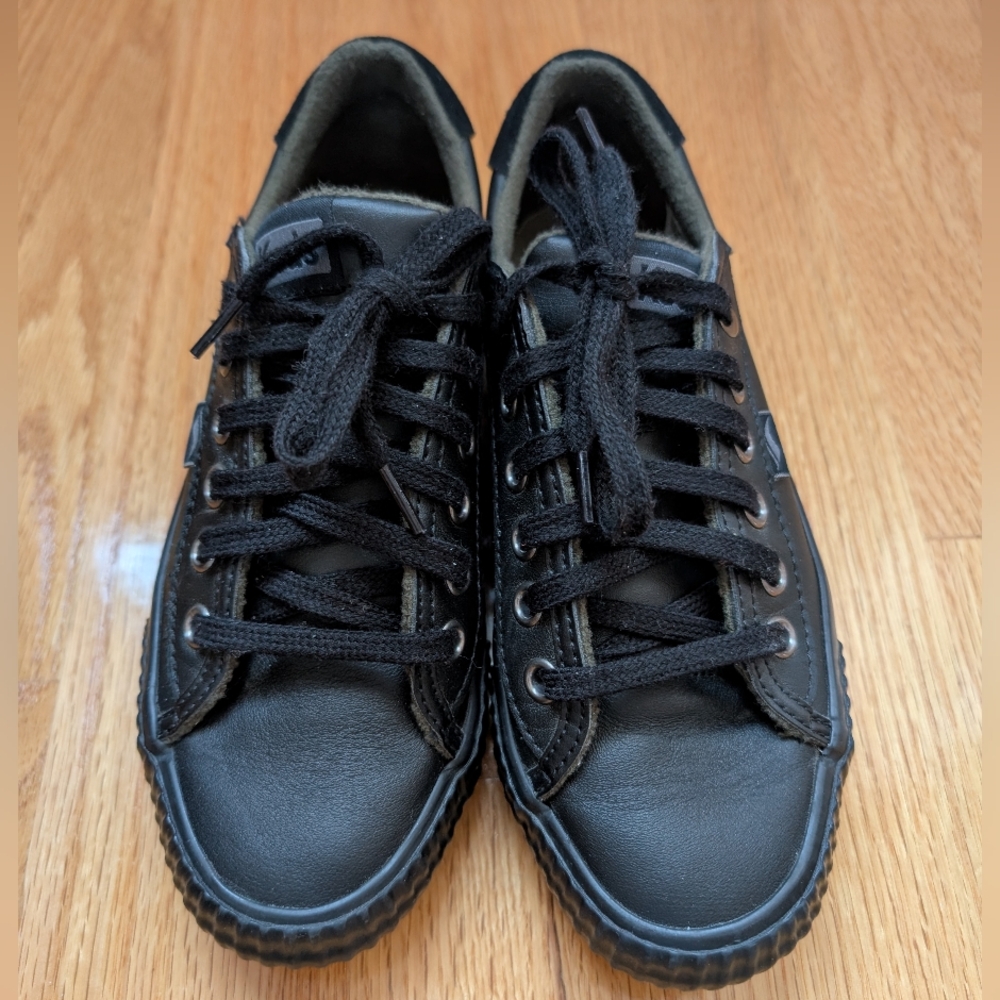 Black Leather Kickstarter Keds, size 5